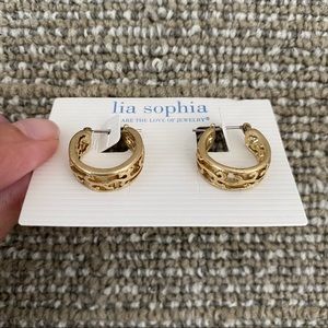 NIB Lia Sophia Earrings